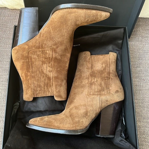 Saint Lauren- CHELSEA BOOTIES WITH A POINTED TOE - Picture 6 of 14